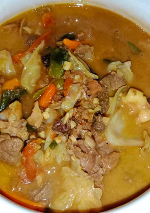 Tongseng jeroan sapi